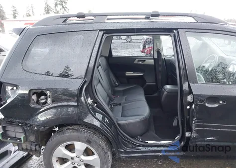 2010 Subaru Forester 2.5Xt Limited z USA, uszkodzony, nr VIN JF2SH6FC4AH791935